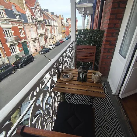 Seven Malo 2 Apartment